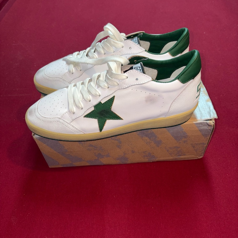 Golden goose men’s sneakers for fashion show worn on carpet great condit…